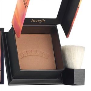 Benefit Illuminating Bronzer: Full Size